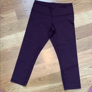 Lululemon grape colored crop leggings